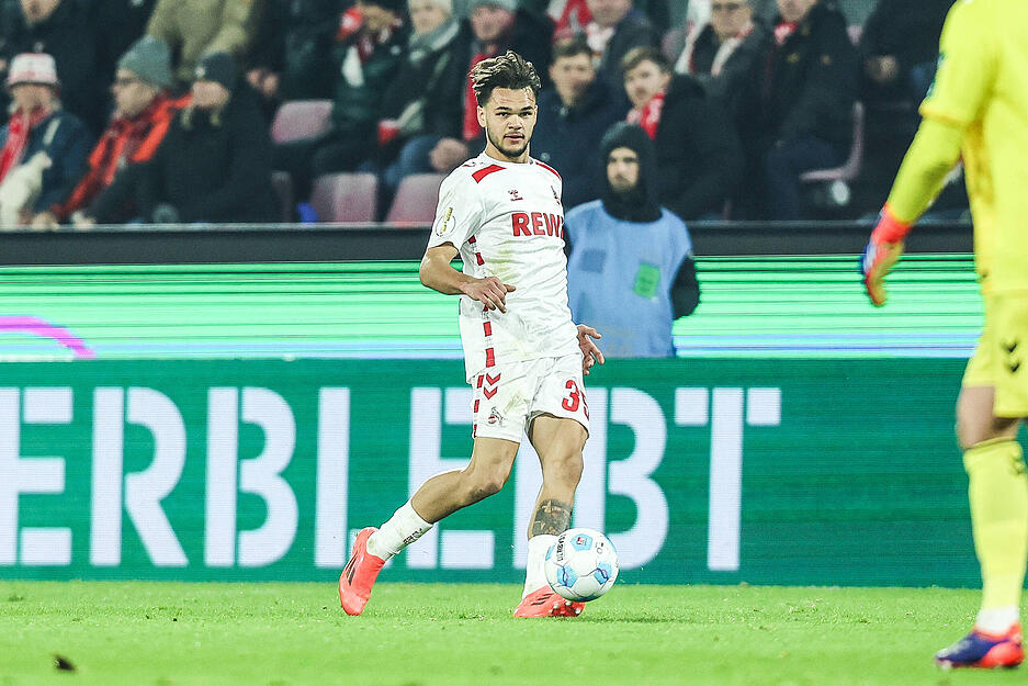 Max Finkgräfe vom 1. FC Köln: 20 Jahre – Abwehr – Marktwert: 6 Millionen Euro – Vertrag bis 2026 Max Finkgräfe vom 1. FC Köln: 20 Jahre – Abwehr – Marktwert: 6 Millionen Euro – Vertrag bis 2026
