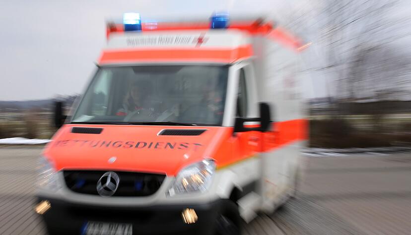 Die Rettungskr&auml;fte konnte nur noch den Tod des Mannes feststellen. (Symbolbild)