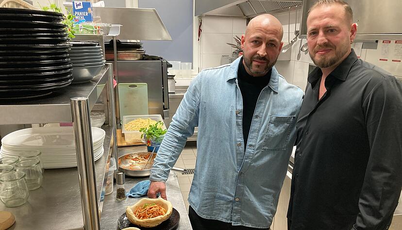 Francesco (links) und Filippo Ferruggia feuern bei der WM nun Deutschland an.