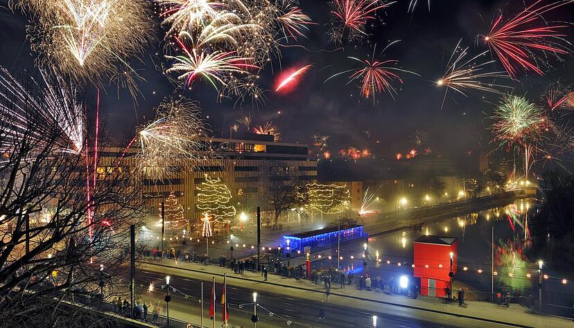 Muss das wirklich sein? Es darf wieder geknallt werden in diesem Jahr. So wie auf diesem Archivfoto, das am 1. Januar 2020 in Heilbronn entstand. Muss das wirklich sein? Es darf wieder geknallt werden in diesem Jahr. So wie auf diesem Archivfoto, das am 1. Januar 2020 in Heilbronn entstand.