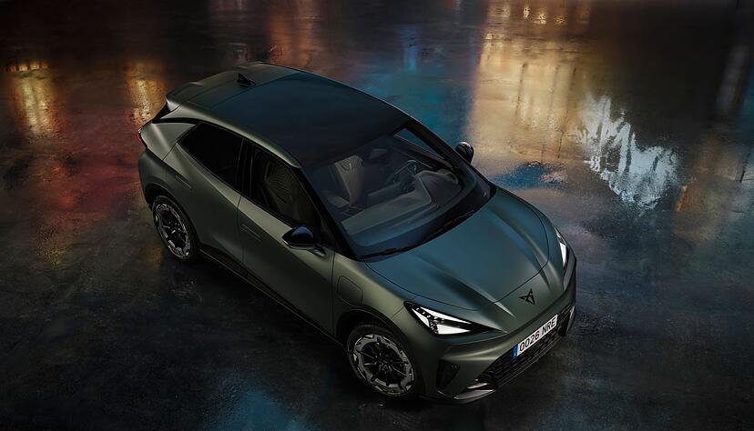 Elektrischer Einstieg: Mit einem Startpreis von rund 26.000 Euro bringt Cupra den Raval als erschwingliches Elektroauto auf den Markt. Elektrischer Einstieg: Mit einem Startpreis von rund 26.000 Euro bringt Cupra den Raval als erschwingliches Elektroauto auf den Markt.