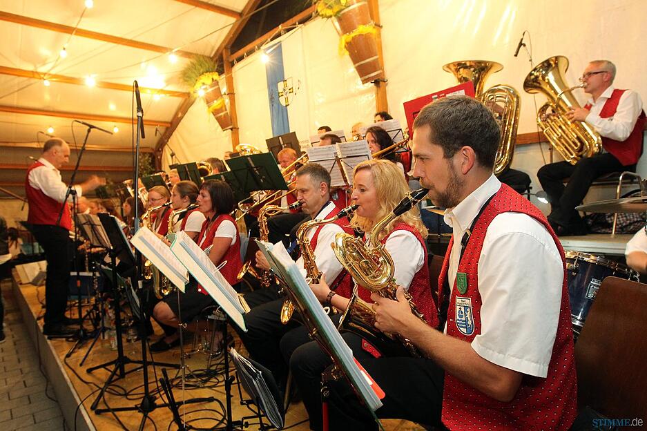 Erlenbacher Weinfest | 22.08. Erlenbacher Weinfest | 22.08.