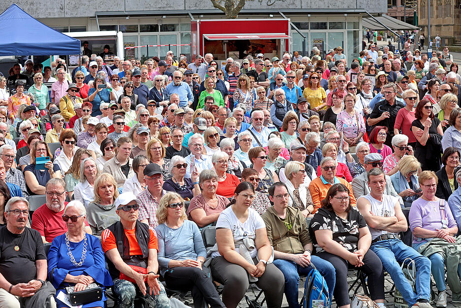 Chöre und Besuchermassen bei Magie der Stimmen in der Heilbronner Innenstadt