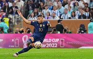 Unwiderstehlich: Frankreichs Kylian Mbapp&eacute; trifft zum 2:2-Ausgleich.