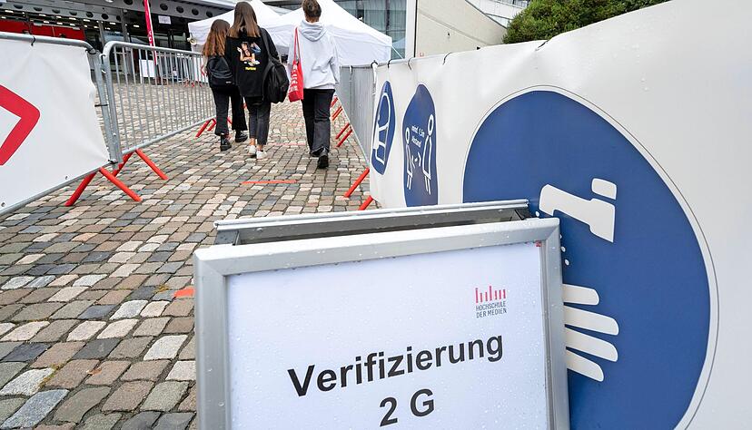 Studenten im Südwesten müssen eine Impfung oder Genesung nachweisen. Künftig können aber auch wieder Ungeimpfte am Präsenzbetrieb teilnehmen. Foto: dpa