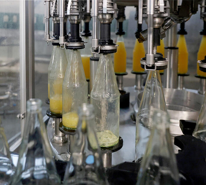 Saft-Produktion bei Beil Fruchtsäfte in Neckarsulm.