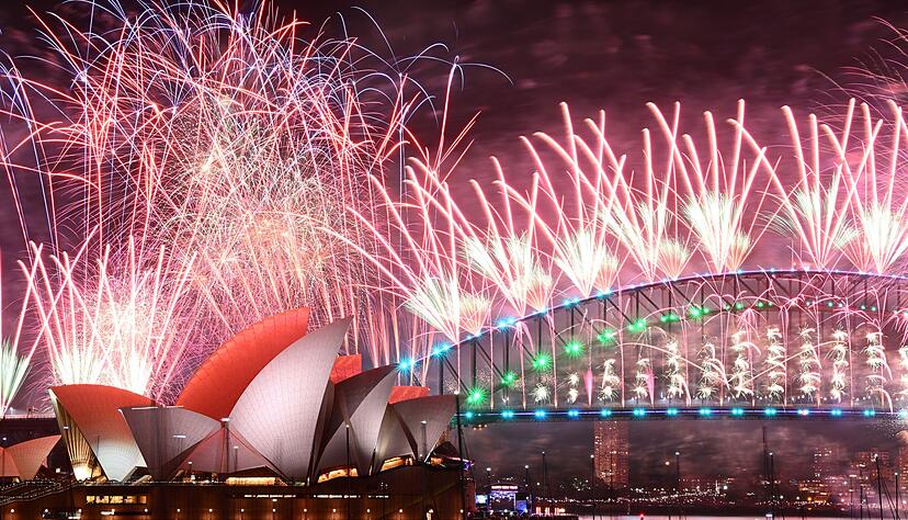 In Sydney soll das Feuerwerk in der Silvesternacht diesmal größer werden als je zuvor. (Archivbild vom letzten Jahr) In Sydney soll das Feuerwerk in der Silvesternacht diesmal größer werden als je zuvor. (Archivbild vom letzten Jahr)