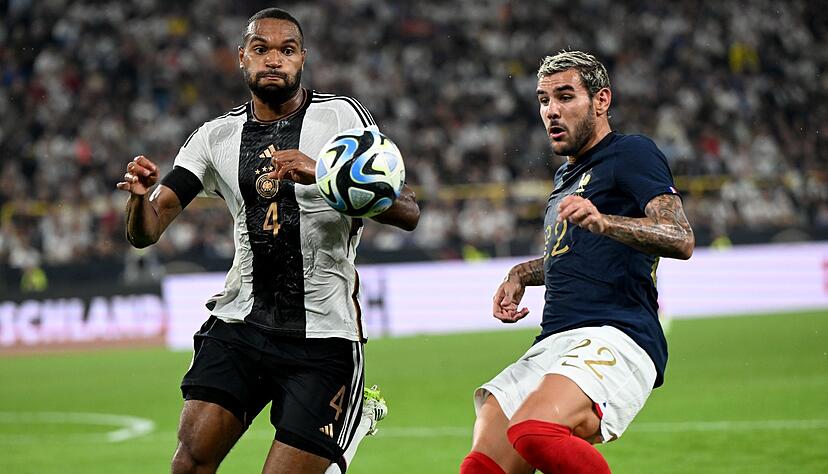 Bayer Leverkusens Jonathan Tah ist im vorläufigen EM-Kader von Bundestrainer Julian Nagelsmann dabei.