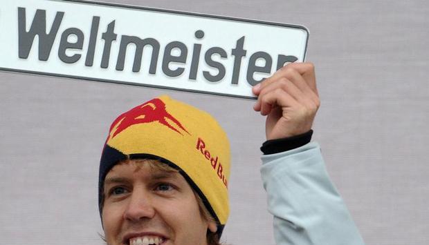 Sebastian Vettel geht als Titelverteidiger in die Formel-1-Saison 2011. Sebastian Vettel geht als Titelverteidiger in die Formel-1-Saison 2011.