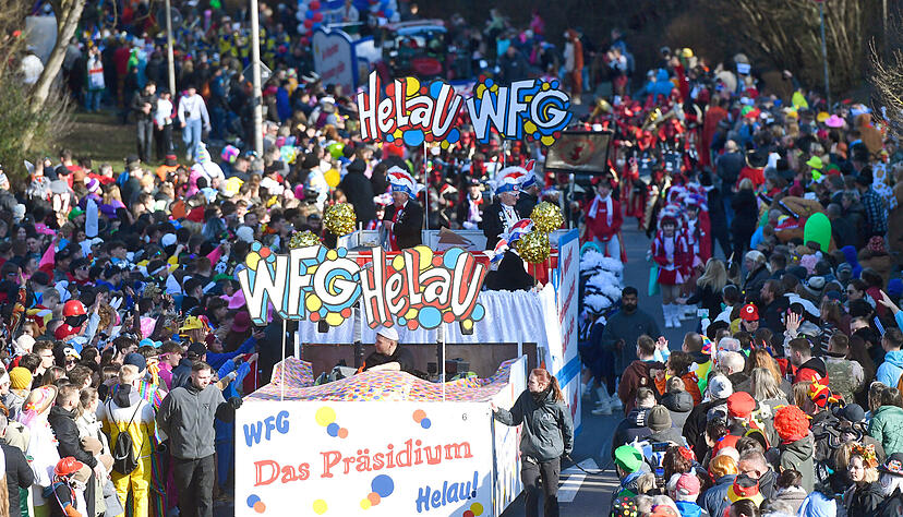 Zum 74. Mal schl&auml;ngelt sich der Lindwurm am Sonntag, 15. Februar, durch Bad Wimpfen. Rund zwei Kilometer ist die Strecke lang, die auch durch die Altstadt f&uuml;hrt.