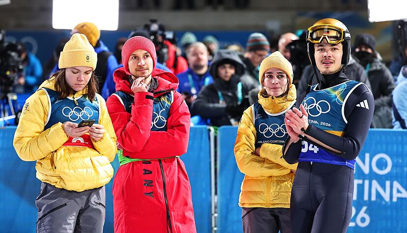 Das deutsche Skisprung-Team war nach Platz vier entt&auml;uscht.