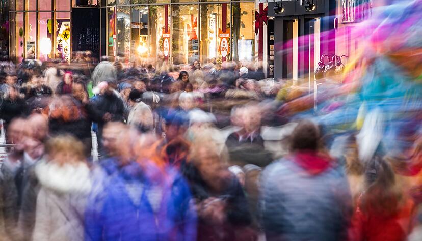 Sind sie auch arm - an Zeit? Zeitarmut entsteht unter anderem durch das Gef&uuml;hl, immer etwas Produktives tun zu m&uuml;ssen. Die Folge: Stress f&uuml;r K&ouml;rper und Seele.