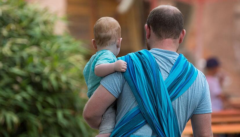 Hat sich die Rolle des Mannes in der Gesellschaft verändert? Oder wandelt sie sich bereits wieder zurück? (Symbolbild) Hat sich die Rolle des Mannes in der Gesellschaft verändert? Oder wandelt sie sich bereits wieder zurück? (Symbolbild)