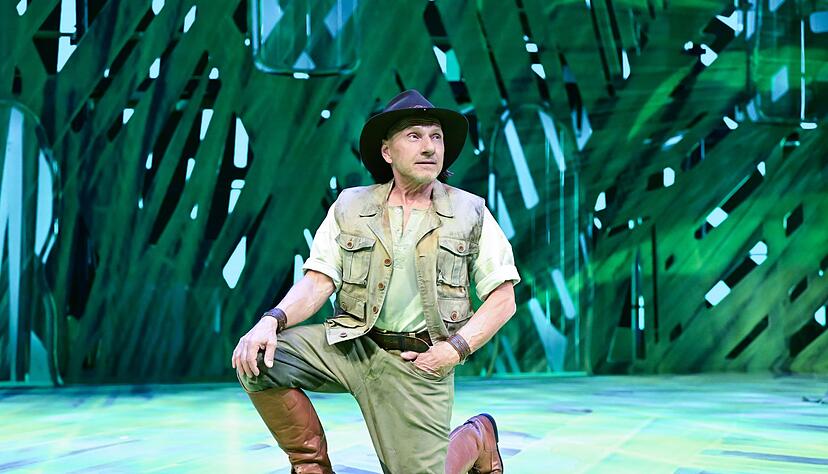 Der Schauspieler und "Tatort"-Kommissar Richy Müller probt für eine Gastrolle im Musical "Tarzan" im Palladium-Theater. Der Schauspieler und "Tatort"-Kommissar Richy Müller probt für eine Gastrolle im Musical "Tarzan" im Palladium-Theater.