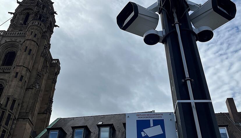 Die Kameras am Marktplatz. Die Kameras am Marktplatz.