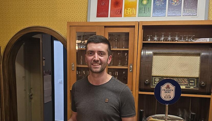 Julian Klose hat die "Flammerie zum Ochsen" im K&uuml;nzelsauer Stadtteil Kocherstetten wieder er&ouml;ffnet.