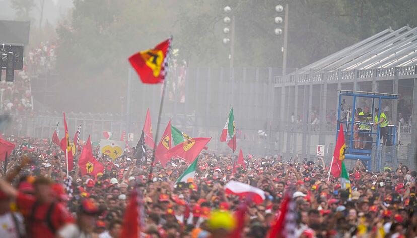 Es sind diese Bilder, die für den Mythos Monza sorgen.