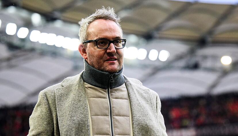 VfB-Vorstandschef Alexander Wehrle spricht über die Zukunft von Trainer Sebastian Hoeneß.
