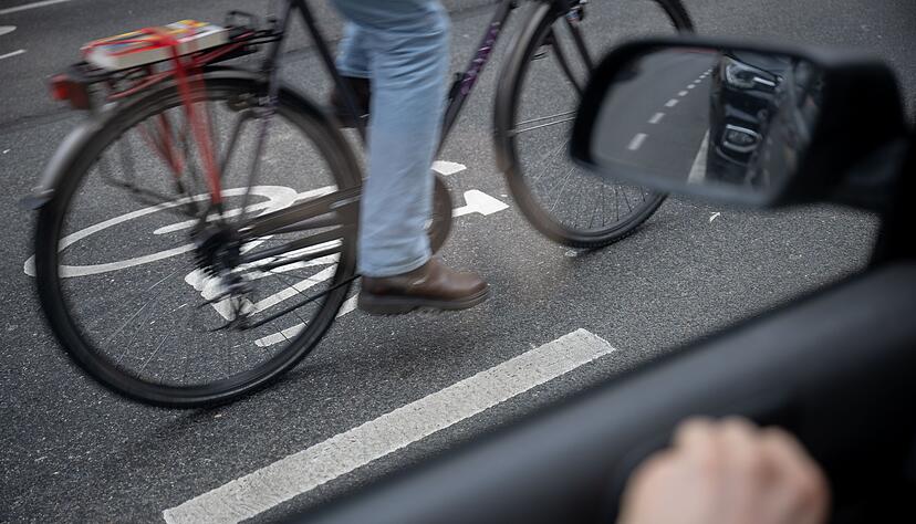 Die Gefahr durch Dooringunf&auml;lle wird in der Regel untersch&auml;tzt. (Archivfoto)