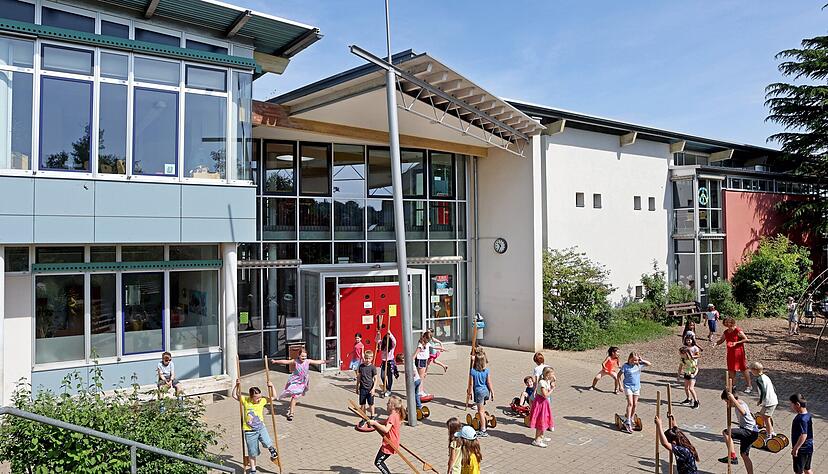 Die Kinderzahlen an der Grundschule Weinsberg steigen. Um eine Erweiterung kommt die Stadt als Schultr&auml;ger nicht herum.