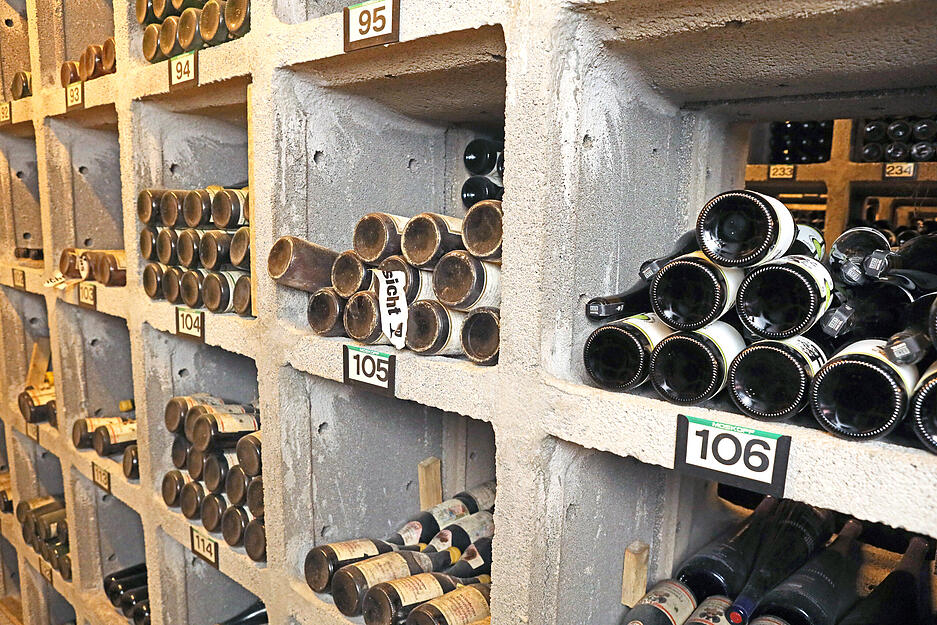 Blick in den Wein-Schatzkeller der WG Heilbronn
