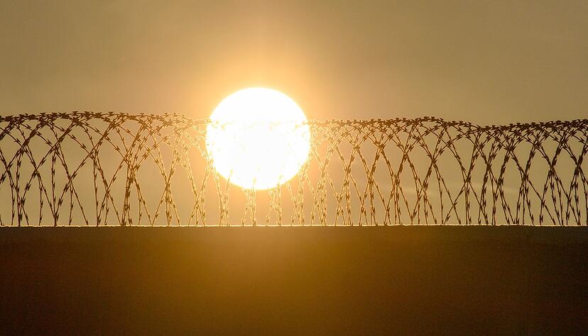 Der junge Mann wurde dem Haftrichter vorgef&uuml;hrt und kam in Untersuchungshaft. (Symbolbild)