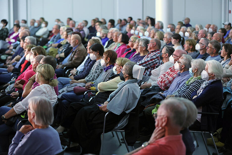 Abendvorlesung Medizin Hautnah mit Prof. Dr. med. Philipp Wild über Corona und Long Covid