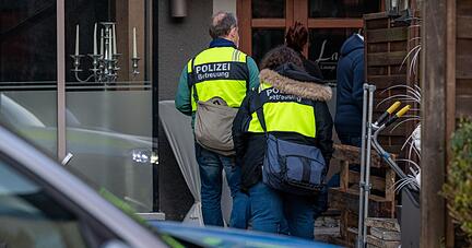 Die Untersuchungen laufen. Noch ist unklar, wie die Droge in den Champagner kam.