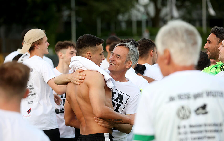 Bezirksligameister VfR Heilbronn gegen Friedrichshaller SV