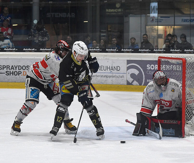 Heilbronner Falken in den Playoffs: Spiel drei gegen Memmingen Heilbronner Falken in den Playoffs: Spiel drei gegen Memmingen