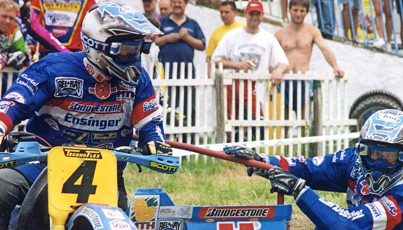 Die Br&uuml;der aus Wei&szlig;bach wurden auf ihrer 199 Kilo schweren Maschine mit 650 Kubikzentimetern und rund 73 PS f&uuml;nf Mal deutscher Meister und Vizeweltmeister.