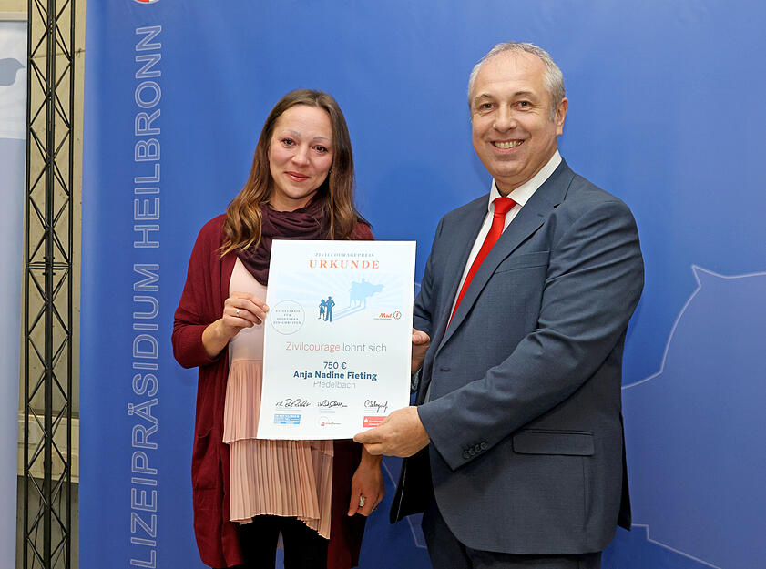 In Künzelsau wird der Zivilcouragepreis verliehen In Künzelsau wird der Zivilcouragepreis verliehen