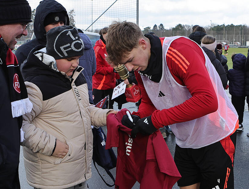 Bei den Franken zuschauernah und beim VfB Stuttgart? Die Fans dürften sich auf Finn Jeltsch freuen.