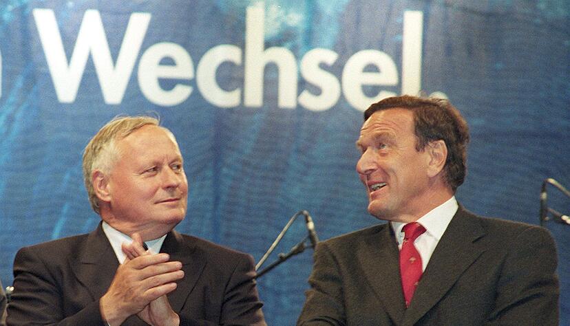 &laquo;Mit zeitlichem Abstand ist es leichter, mit Differenzen umzugehen.&raquo; Oskar Lafontaine (l) und Gerhard Schr&ouml;der im August 1998.
