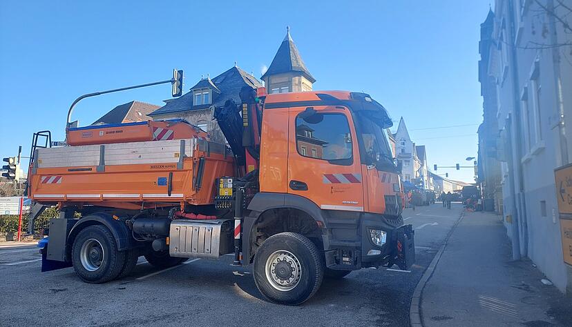 Zum ersten Mal blockieren große Lkw die Zufahrten zum Öhringer Pferdemarkt: Das Sicherheitskonzept wurde noch einmal verschärft.