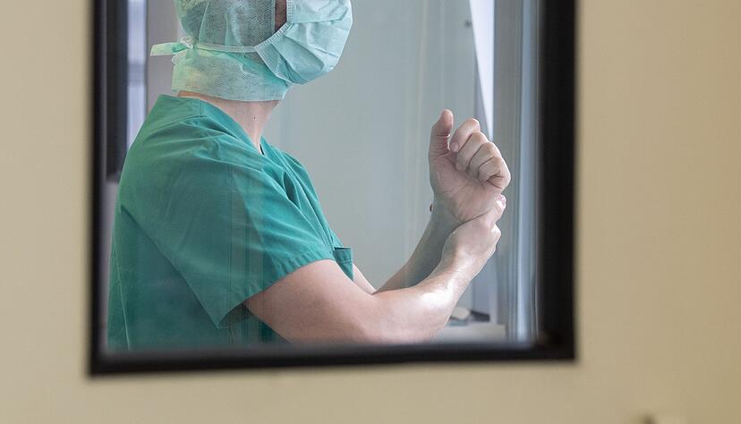 Nach Operationen vermuten Patienten besonders h&auml;ufig einen Behandlungsfehler. (Symbolbild)