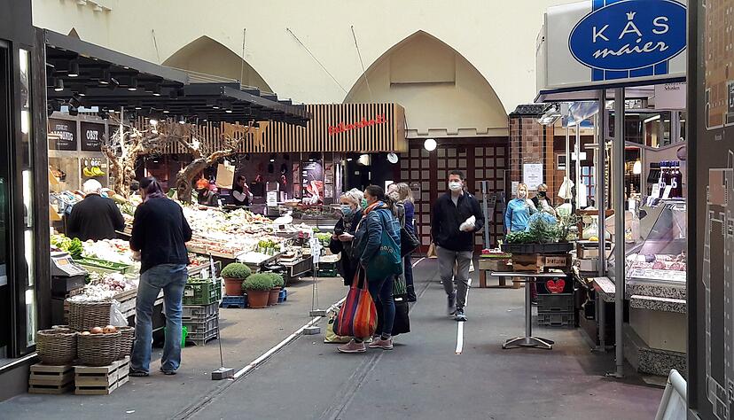 In Stuttgart gibt es schon lange eine Markthalle, die gut frequentiert ist, auch in kleineren Städten. In Heilbronn blieb es stets bei Ideen und Impulsen.