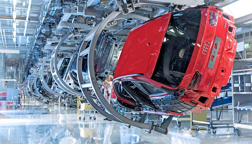 In der A6-Montage (Foto) und auch beim A4 kann Audi seine Produktionskapazit&auml;ten in Neckarsulm zurzeit nicht voll auslasten. Foto: Audi