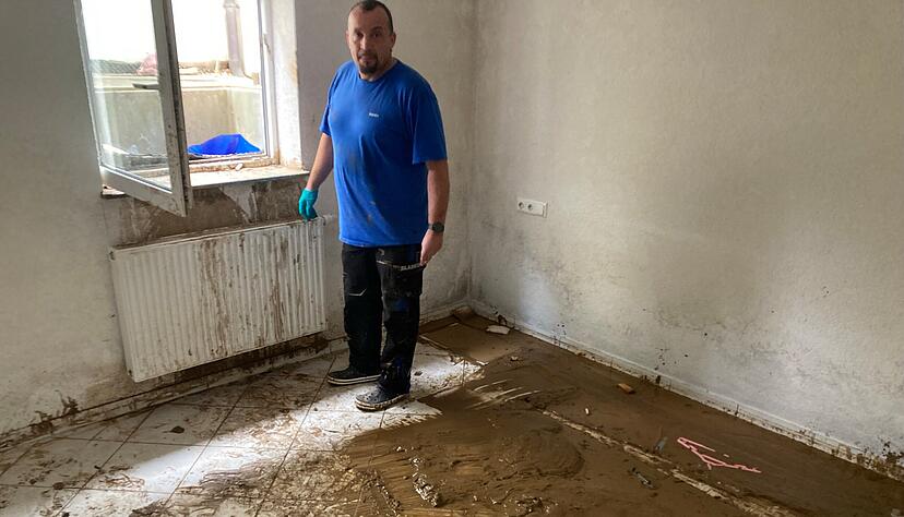 Aufräumarbeiten nach dem Unwetter in Gemmingen.