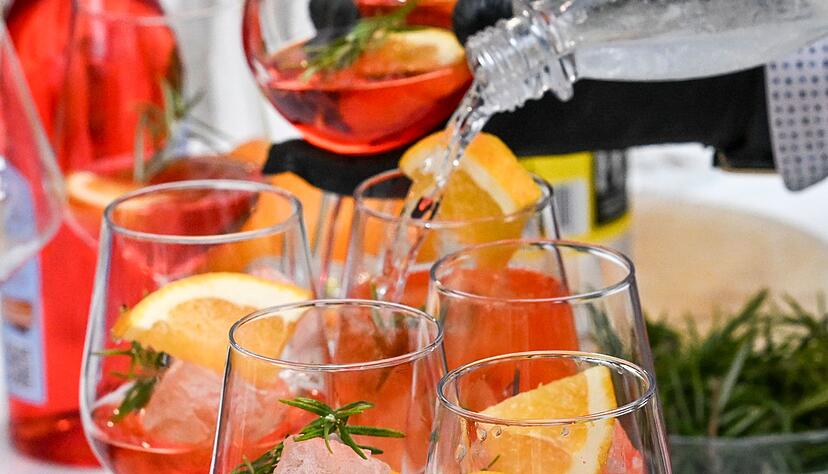 Einige Bars haben sich mittlerweile komplett auf alkoholfreie Cocktails spezialisiert.