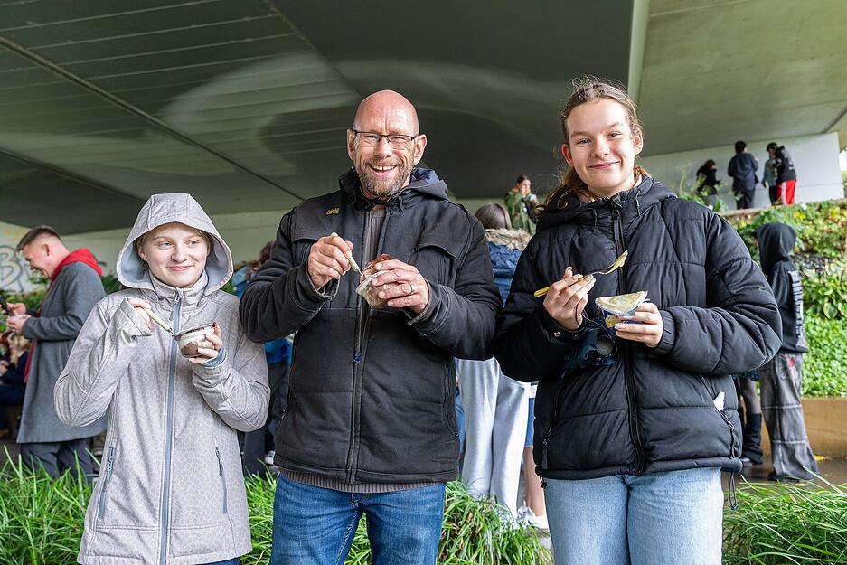 Tiktok- und Instagram-Trend "Pudding mit der Gabel essen" in Heilbronn.