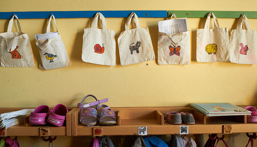 Eltern, die ihre Kinder nicht pünktlich in der Kita abholen, müssen in Ludwigsburg eine Strafgebühr bezahlen. Eltern, die ihre Kinder nicht pünktlich in der Kita abholen, müssen in Ludwigsburg eine Strafgebühr bezahlen.