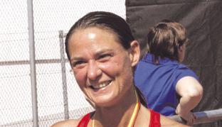 Ist bei den 10 Kilometern der Frauen ganz vorn: Gaby Hellerich aus Heinriet.