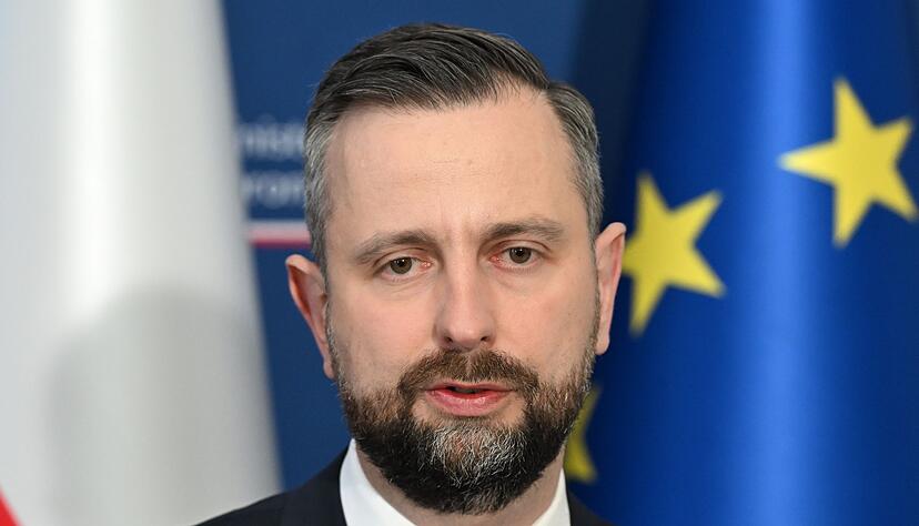 Polens Verteidigungsminister Wladyslaw Kosiniak-Kamysz h&auml;lt es f&uuml;r wahrscheinlich, dass &uuml;ber seinem Land eine Drohne abgest&uuml;rzt ist. (Archivbild)