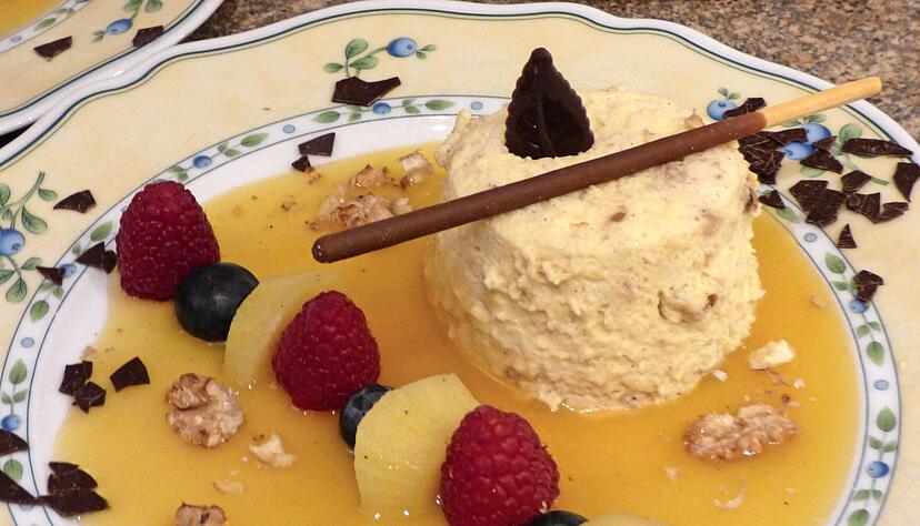 Bayerische Creme in verschiedenen Varianten stellt Sigrid Schlottke aus Bad Rappenau vor. Fotos: privat Bayerische Creme in verschiedenen Varianten stellt Sigrid Schlottke aus Bad Rappenau vor. Fotos: privat