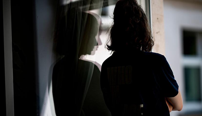 Lebt der schon fast vollj&auml;hrige Nachwuchs nur bei einem Elternteil, kann er nicht gegen seinen Willen dazu gezwungen werden, auch Umgang mit dem anderen Elternteil zu haben.