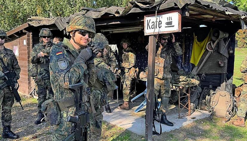 Das Übungsgelände stammt noch aus der Zeit des Kosovo-Einsatzes. Das Übungsgelände stammt noch aus der Zeit des Kosovo-Einsatzes.