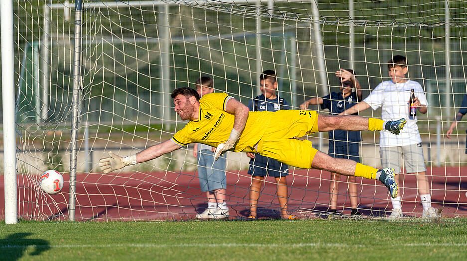 Marcel Susser wird nach 13 Jahren bei der Sport-Union Neckarsulm emotional verabschiedet. Marcel Susser wird nach 13 Jahren bei der Sport-Union Neckarsulm emotional verabschiedet.