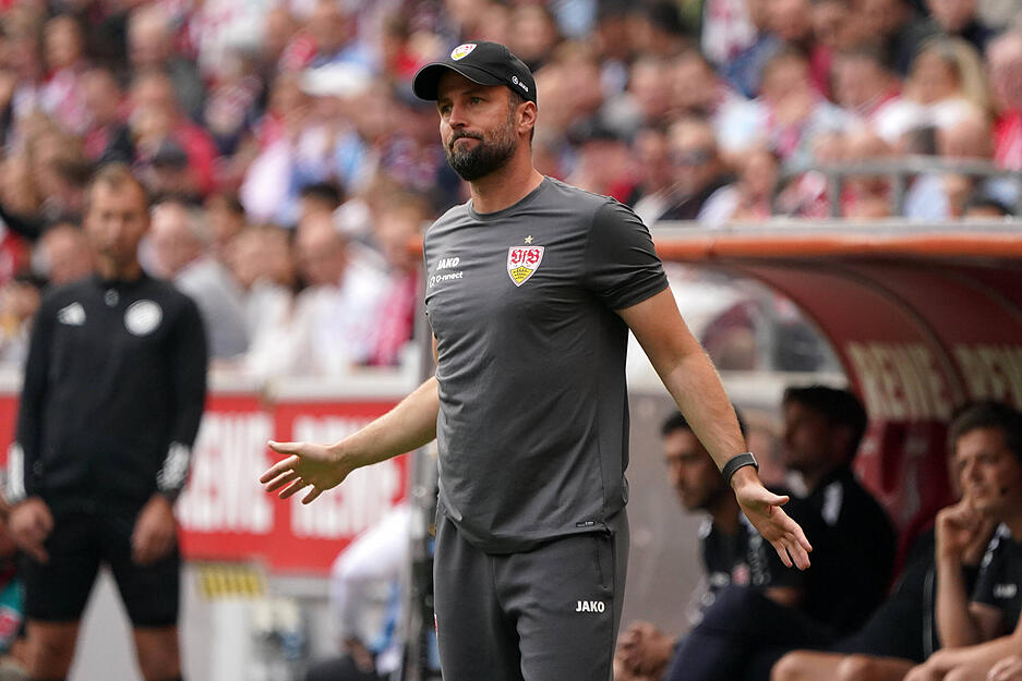 Von der TSG ging es für Hoeneß zum VfB Stuttgart. Ein Glücksgriff für Trainer und Verein, wenn man die Erfolge betrachtet. Und Hoeneß kennt den VfB sogar als Spieler.