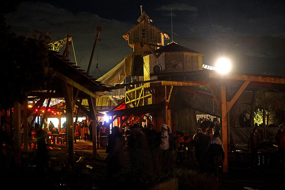 Schaurige Altweibern&auml;chte in Tripsdrill